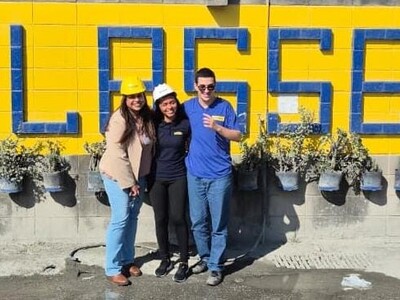 Nossa gestora Neide Oliveira visitou a Glasser, parceira no Programa Jovem Aprendiz. 🤝