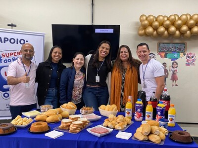 ☕✨ Hoje tivemos um delicioso café em homenagem ao Dia dos Professores! 💛