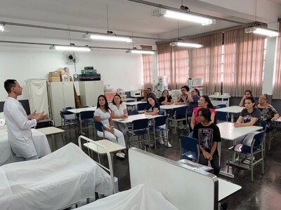 Oficina Cuidador de Idosos